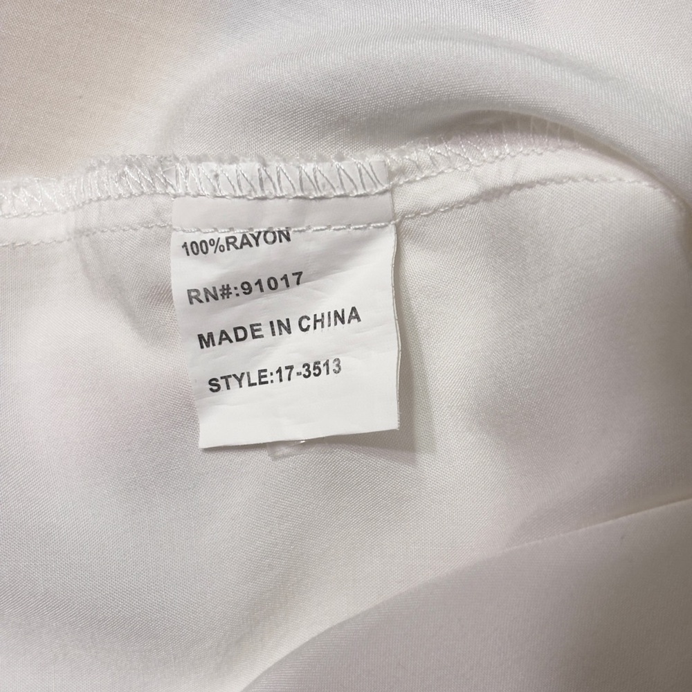 Solitaire White Split Neck Tunic Multicolored Flo… - image 8